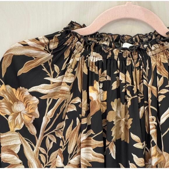 H&M Ruffle-collar Blouse Size 4 Darkest Green Floral - Picture 2 of 11